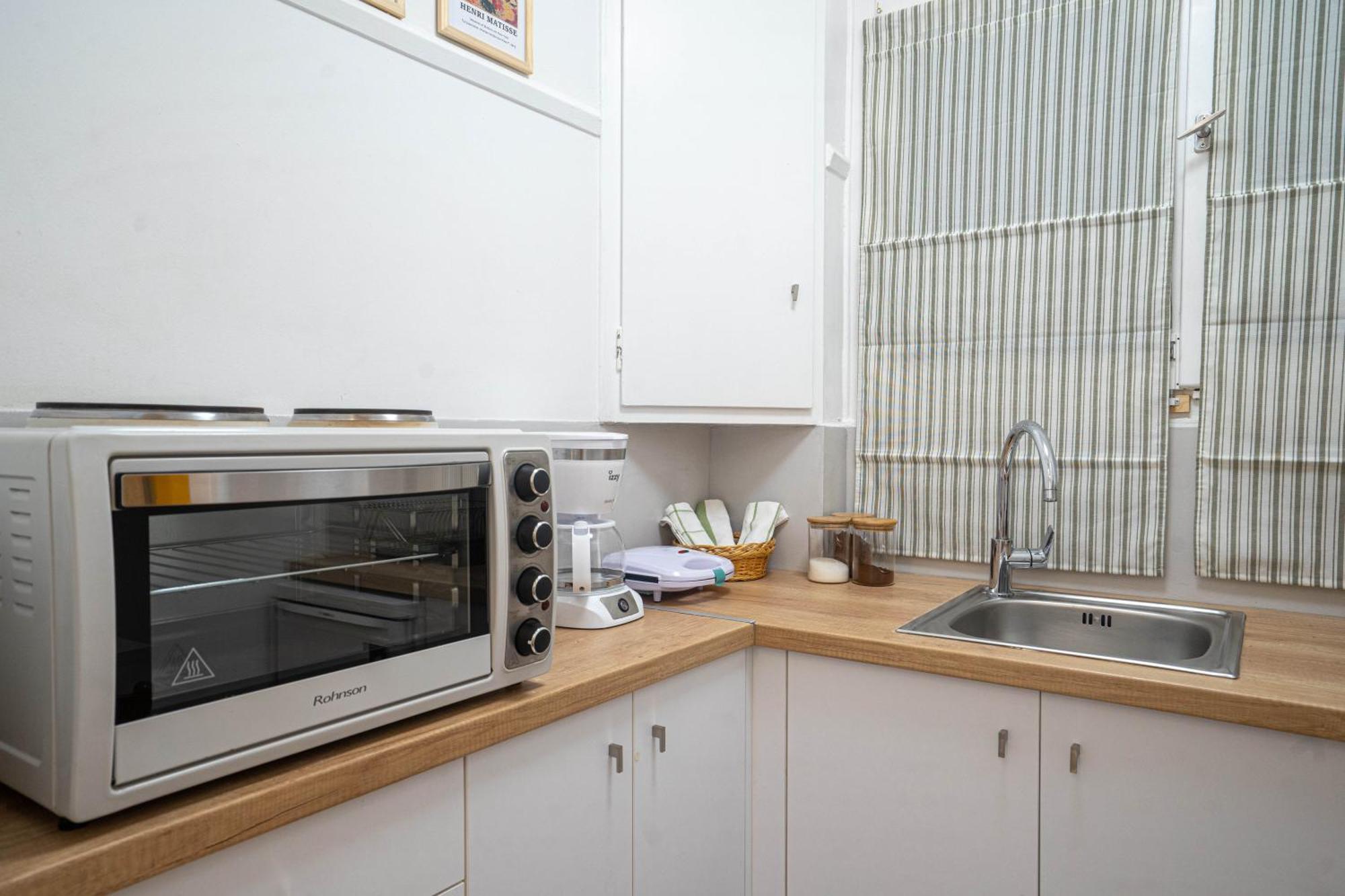 Lovely Studio In Likavitos Hill Atene Esterno foto