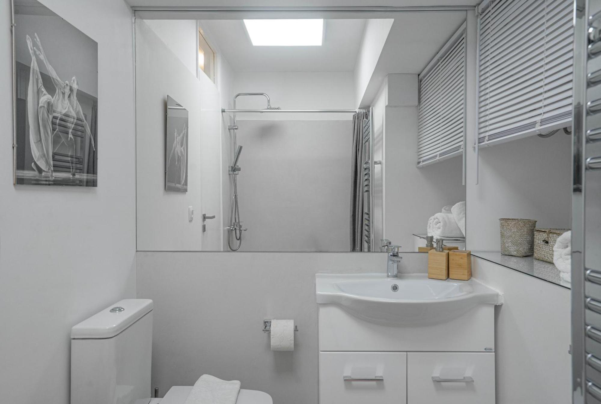 Lovely Studio In Likavitos Hill Atene Esterno foto