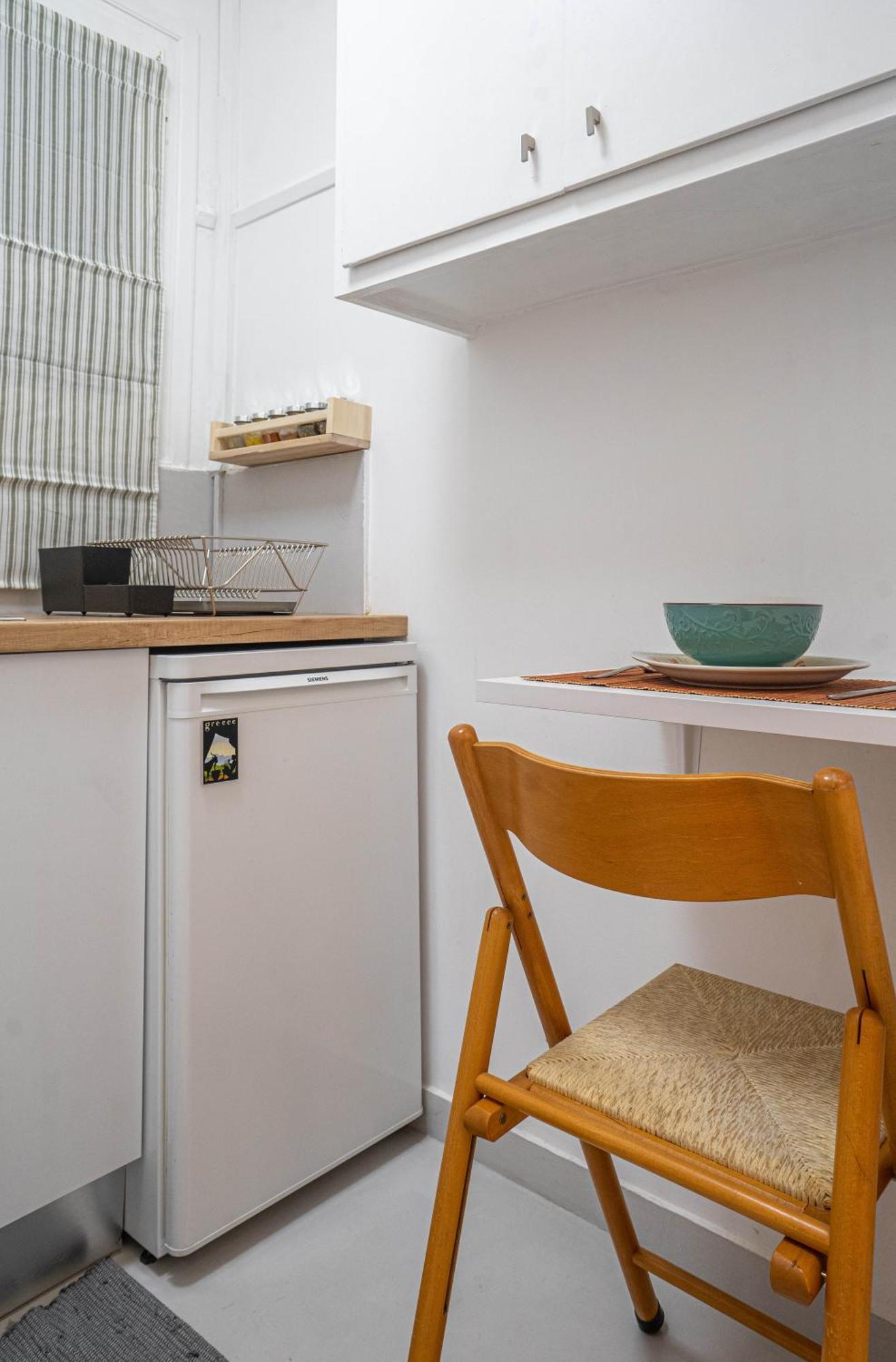 Lovely Studio In Likavitos Hill Atene Esterno foto